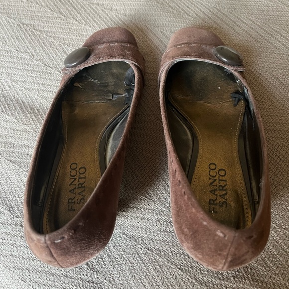 Franco Sarto short heels in rich brown suede - Picture 3 of 5